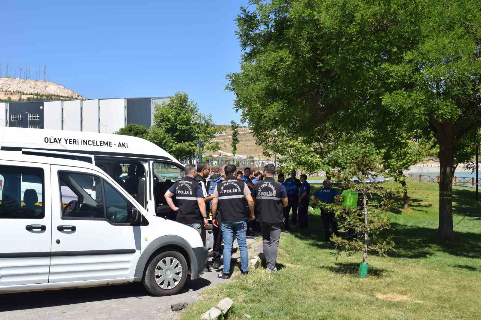 Malatya’da gölette bulunan şahıs hayatını kaybetti 7 malatyada golette bulunan sahis hayatini kaybetti 3 We9HC12j