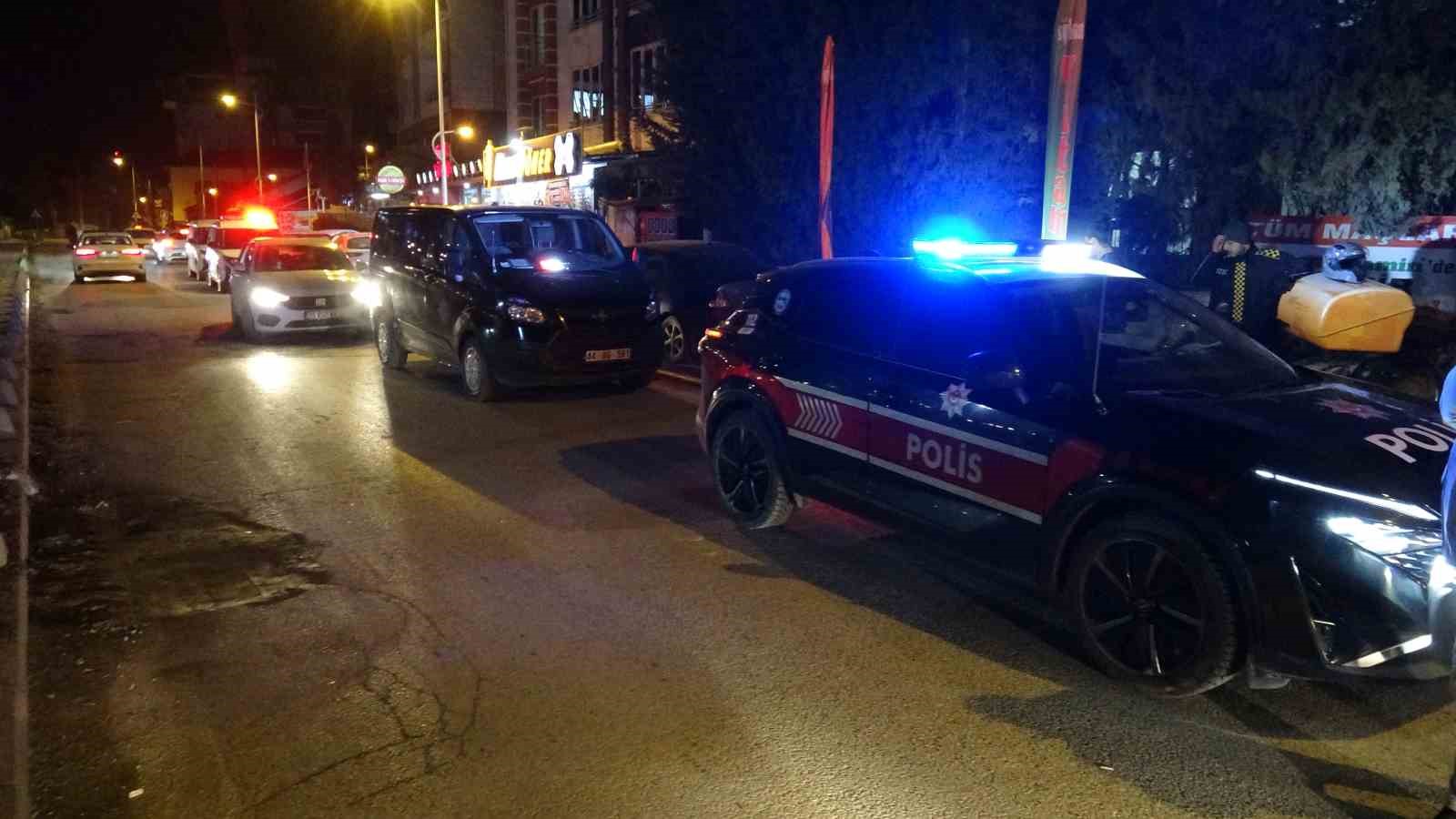 malatyada husumetlilerin kavgasi kanli bitti 1 yarali 4