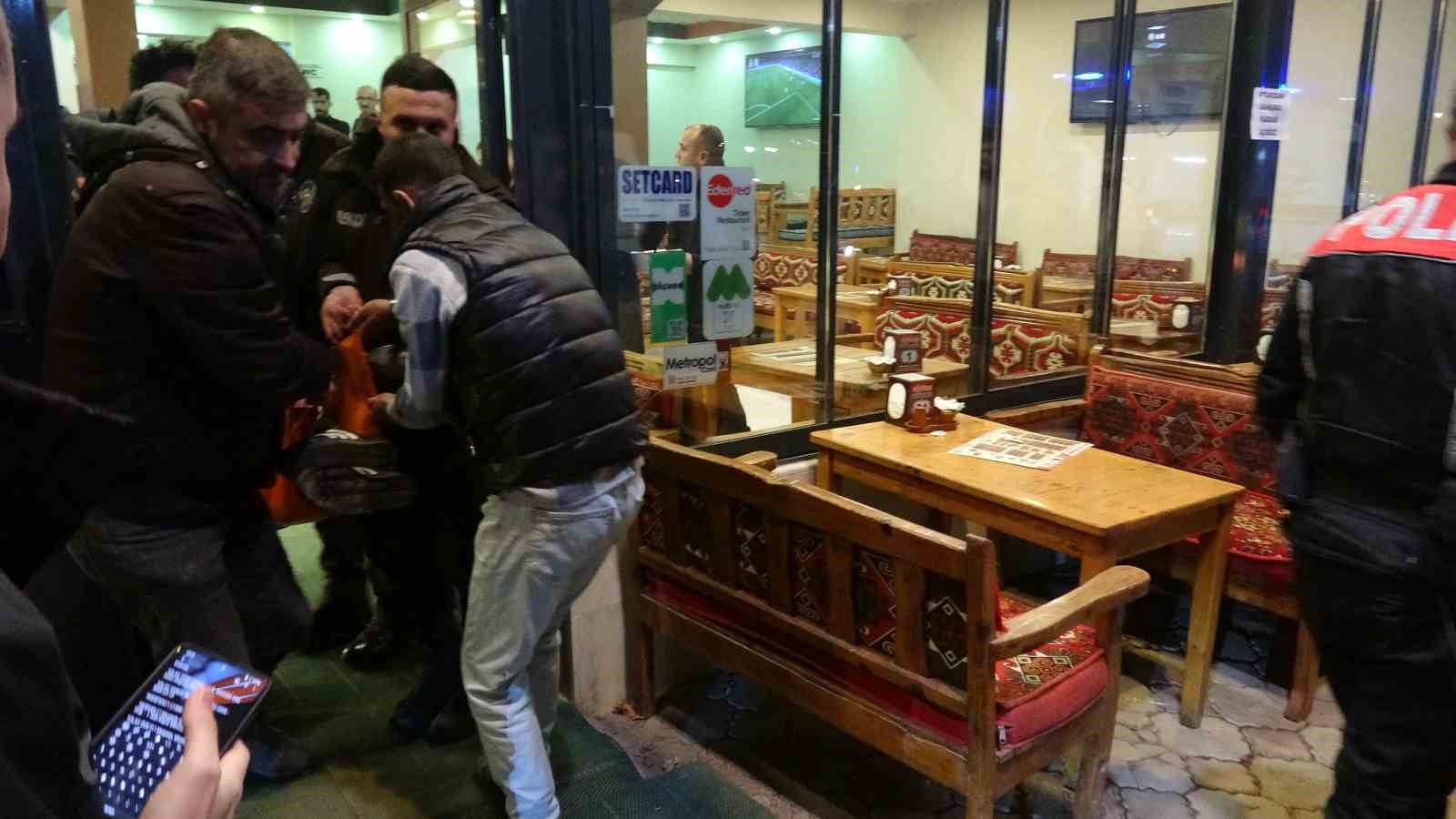 malatyada husumetlilerin kavgasi kanli bitti 1 yarali 5 Dj6F6aJd