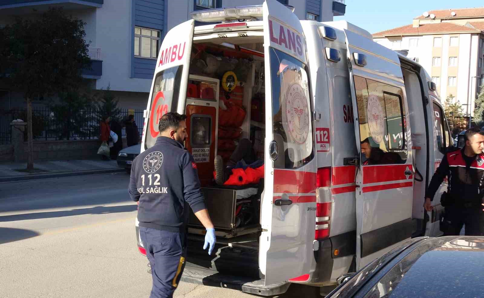 Malatya’da husumetlilerin tartışması kanlı bitti: 1 yaralı 7 malatyada husumetlilerin tartismasi kanli bitti 1 yarali 3 d77q7WWU