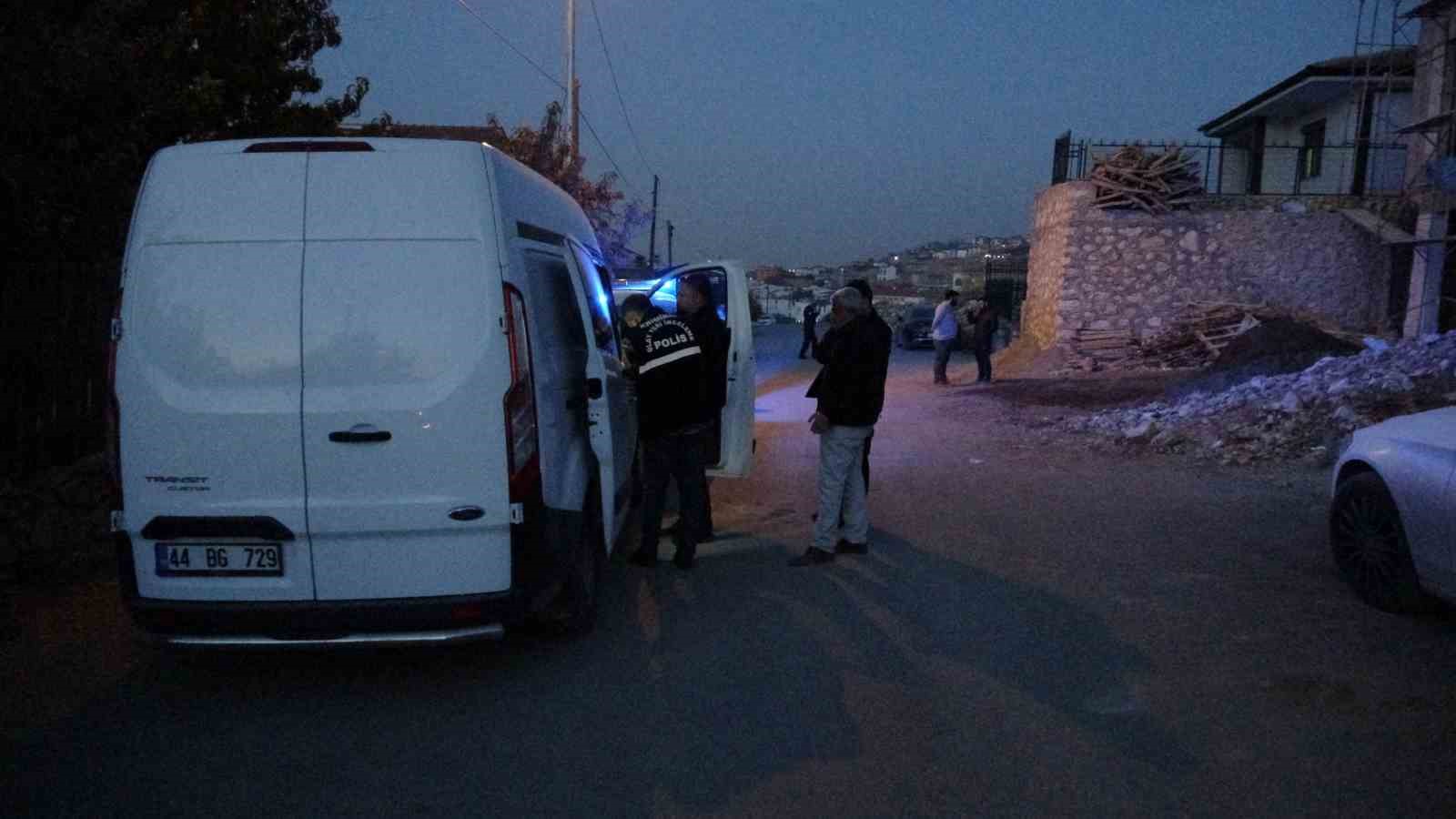 malatyada insaatta dusen isci hayatini kaybetti 4 UgZMzrS3