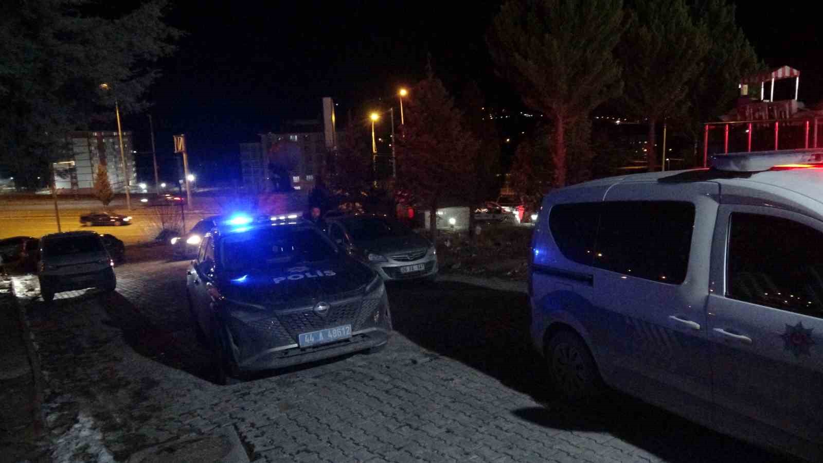 malatyada kafede silahli kavga 1 yarali 1 OpVVfgCB