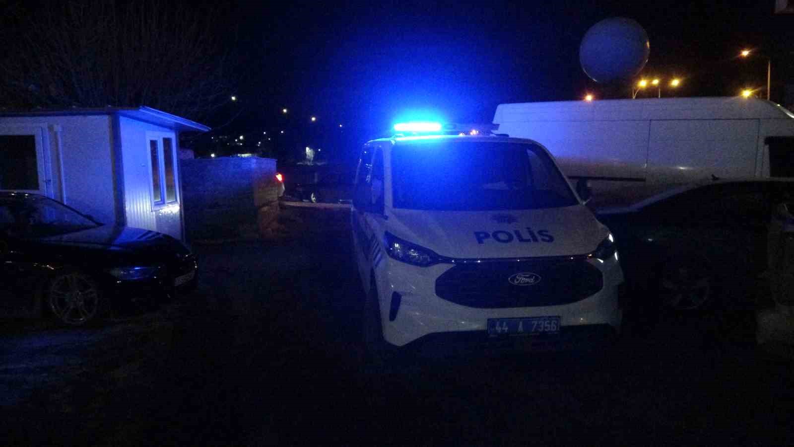 malatyada kafede silahli kavga 1 yarali 3 uS4bRD9N