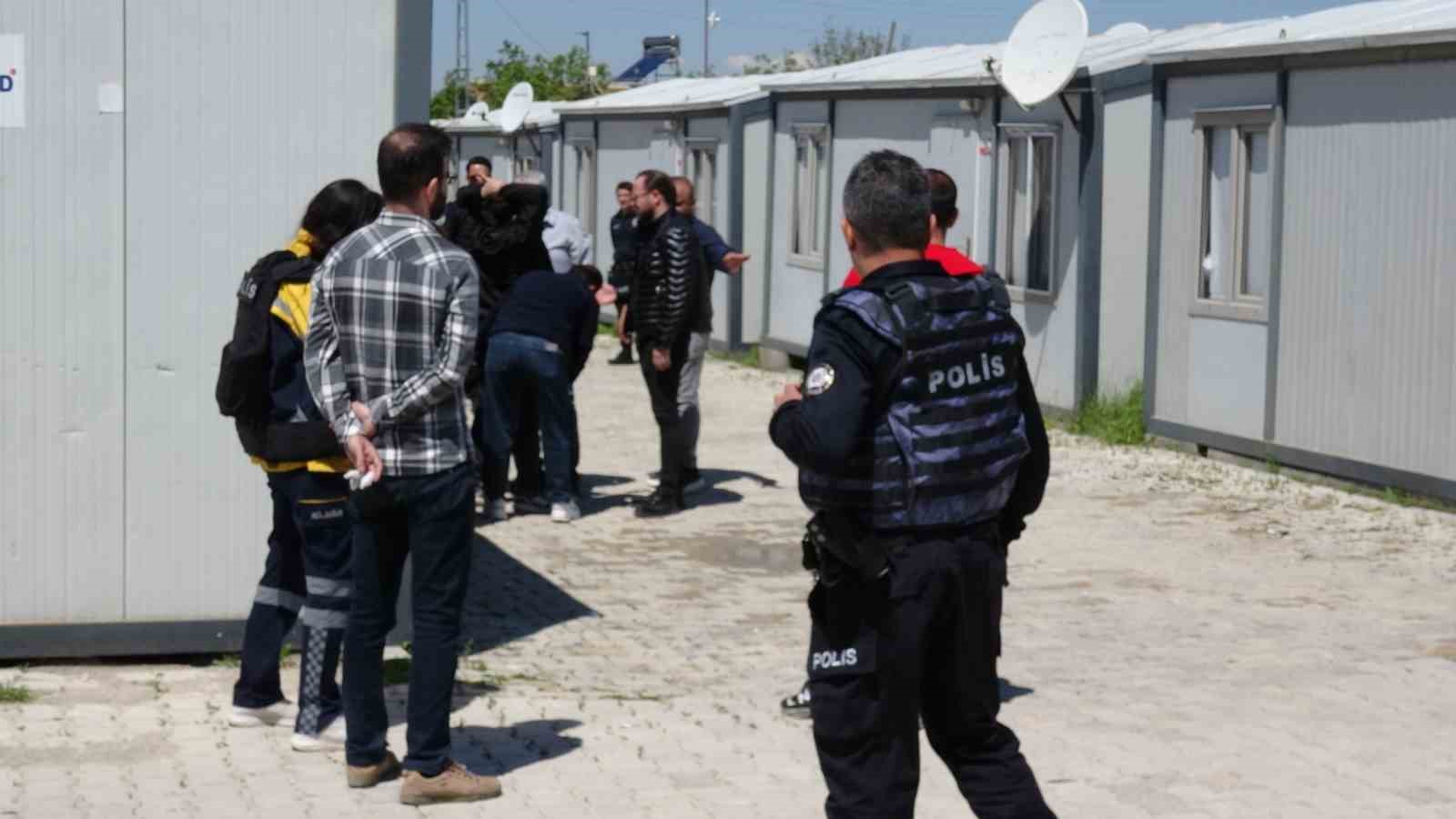 malatyada kendini konteynere kilitleyen genc polisi alarma gecirdi 1 NWldqeF3
