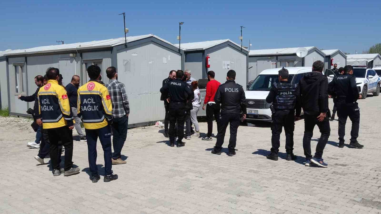 malatyada kendini konteynere kilitleyen genc polisi alarma gecirdi 2 9AWGTTqJ