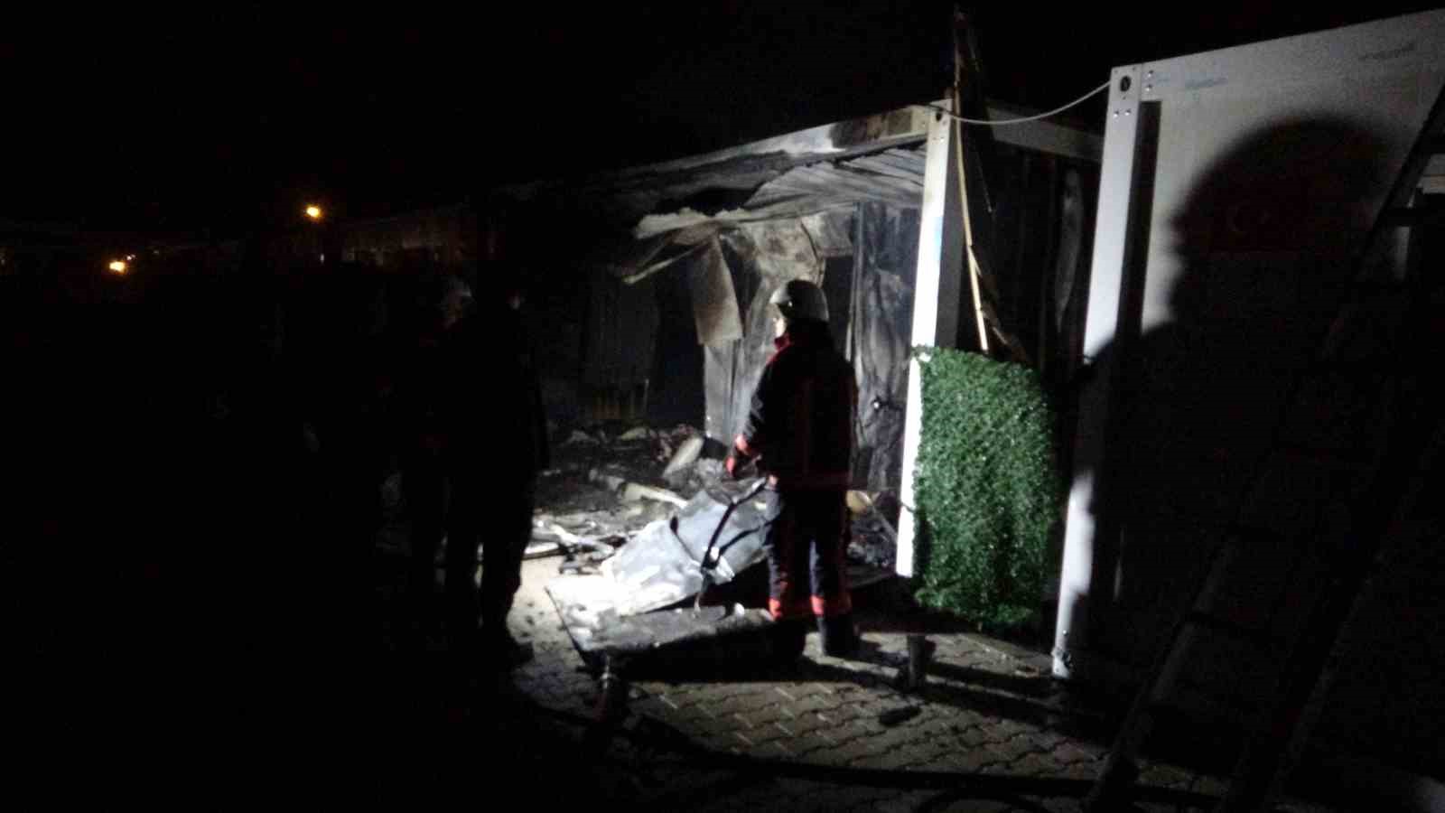 malatyada konteyner kentte korkutan yangin 1