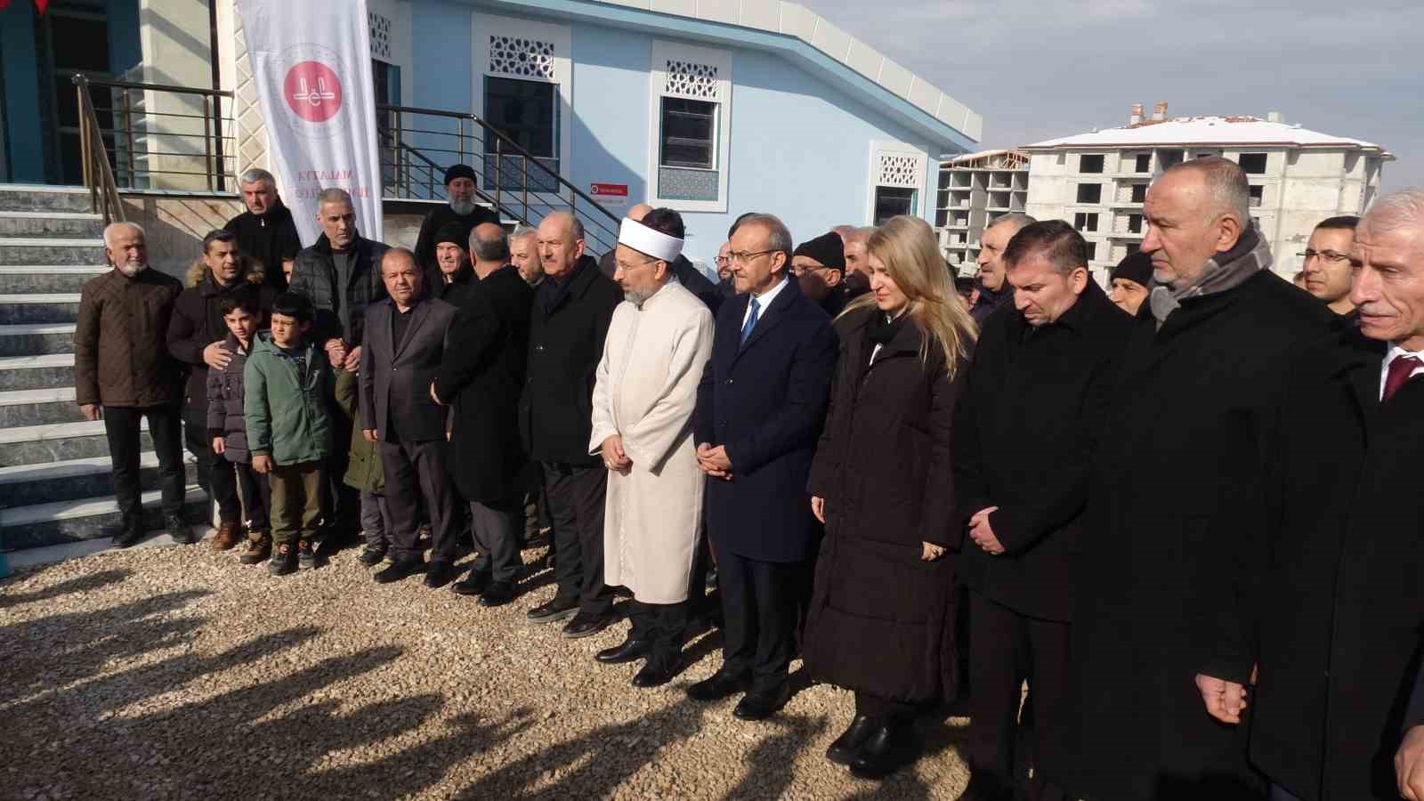 malatyada kubbetus sahra cami ibadete acildi 3 igubuezI