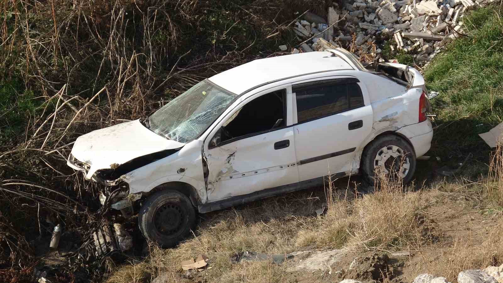 malatyada otomobil kopruden uctu 1 olu 2 yarali 2 mzbjsPNa