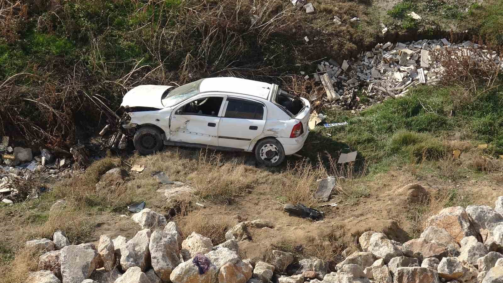 malatyada otomobil kopruden uctu 1 olu 2 yarali 5 9uwellCD