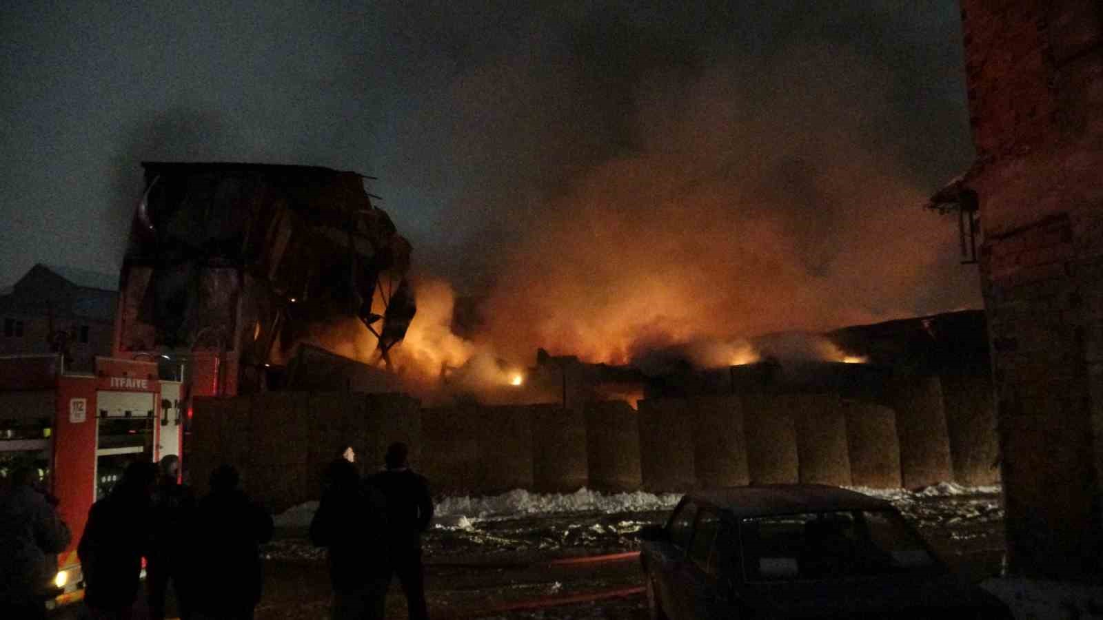 malatyada santiyede korkutan yangin 2 yarali 4 KE7JvBUB