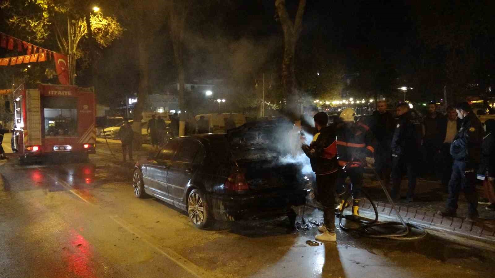 malatyada seyir halindeki otomobilde yangin 5 WygXPiyn