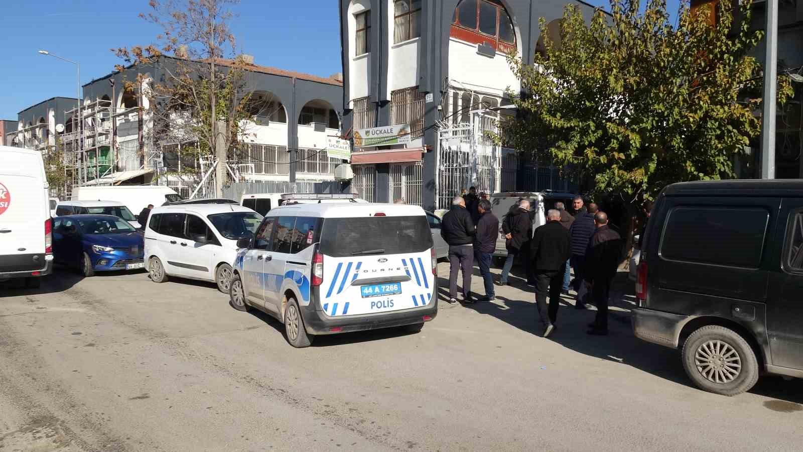 malatyada silahli kavga 2 yarali 4 cJvceKs8