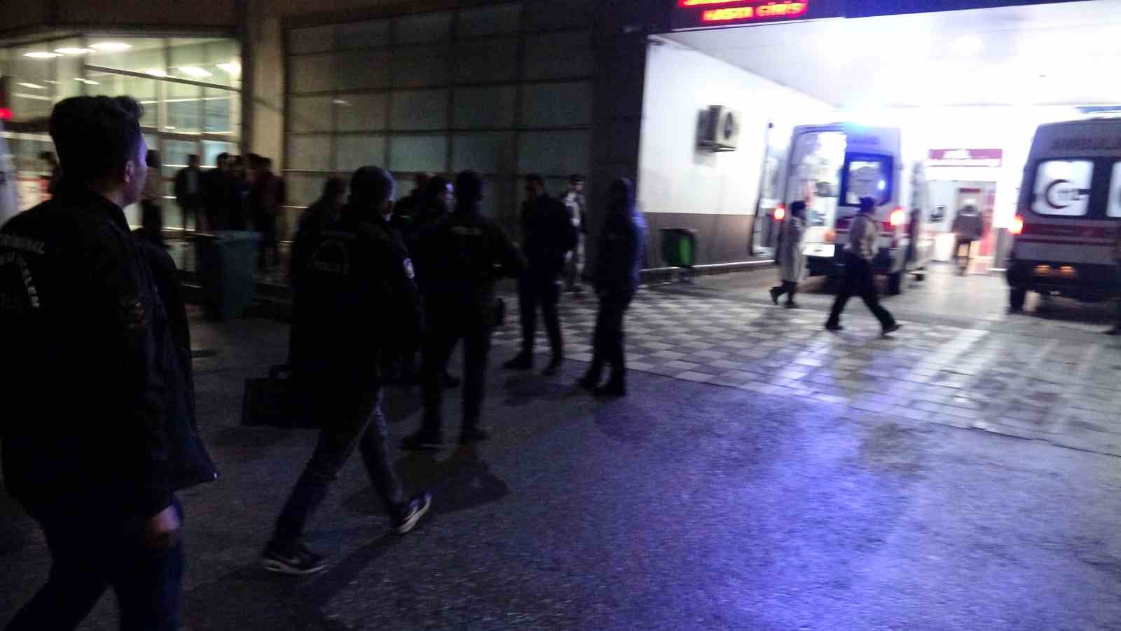 malatyada silahli ve bicakli kavga 2 yarali 2 ahrfmLhv