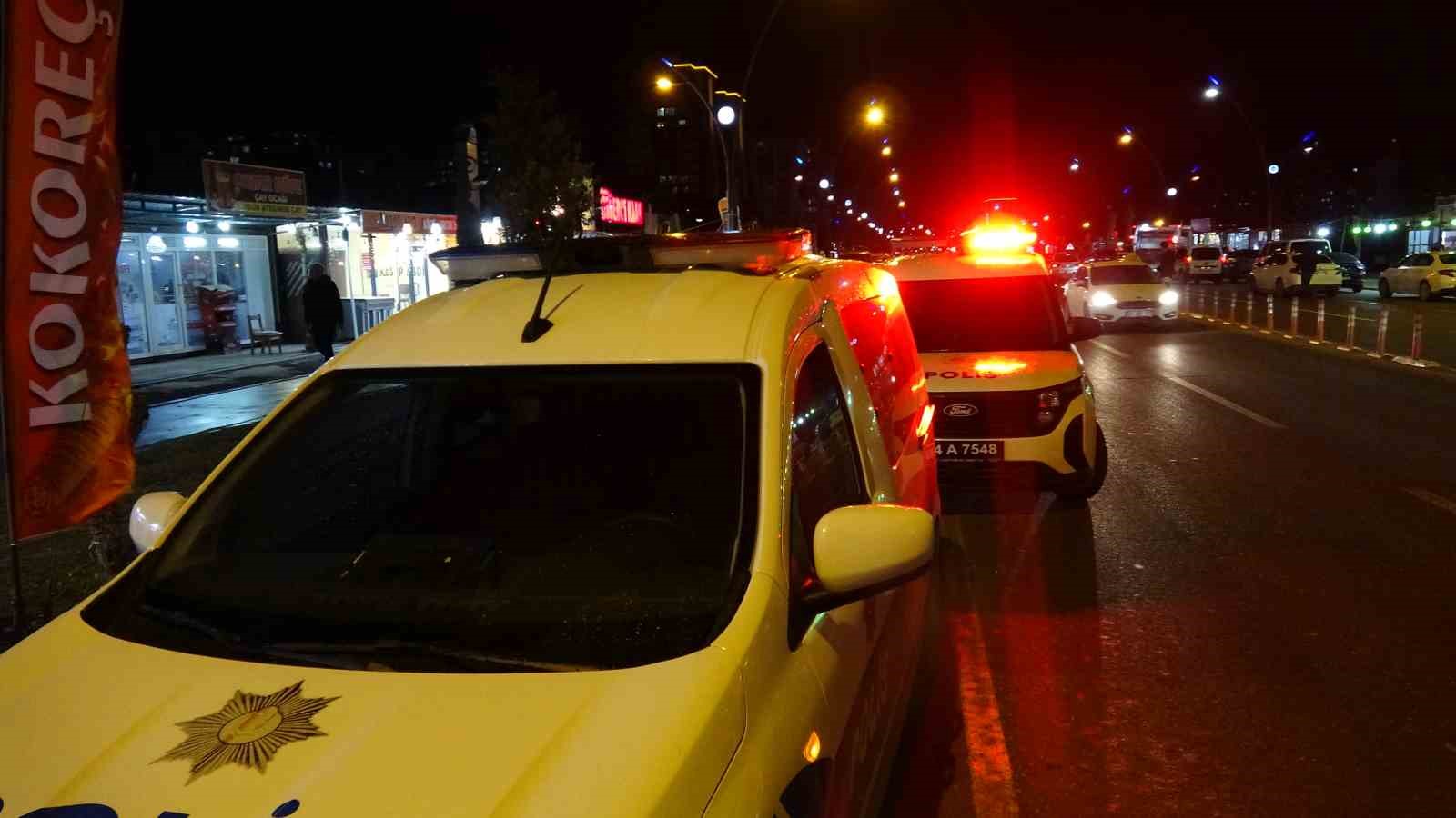 malatyada trafikte tartisma kanli bitti 2 yarali 3 gozalti 5 QfEQpKRy