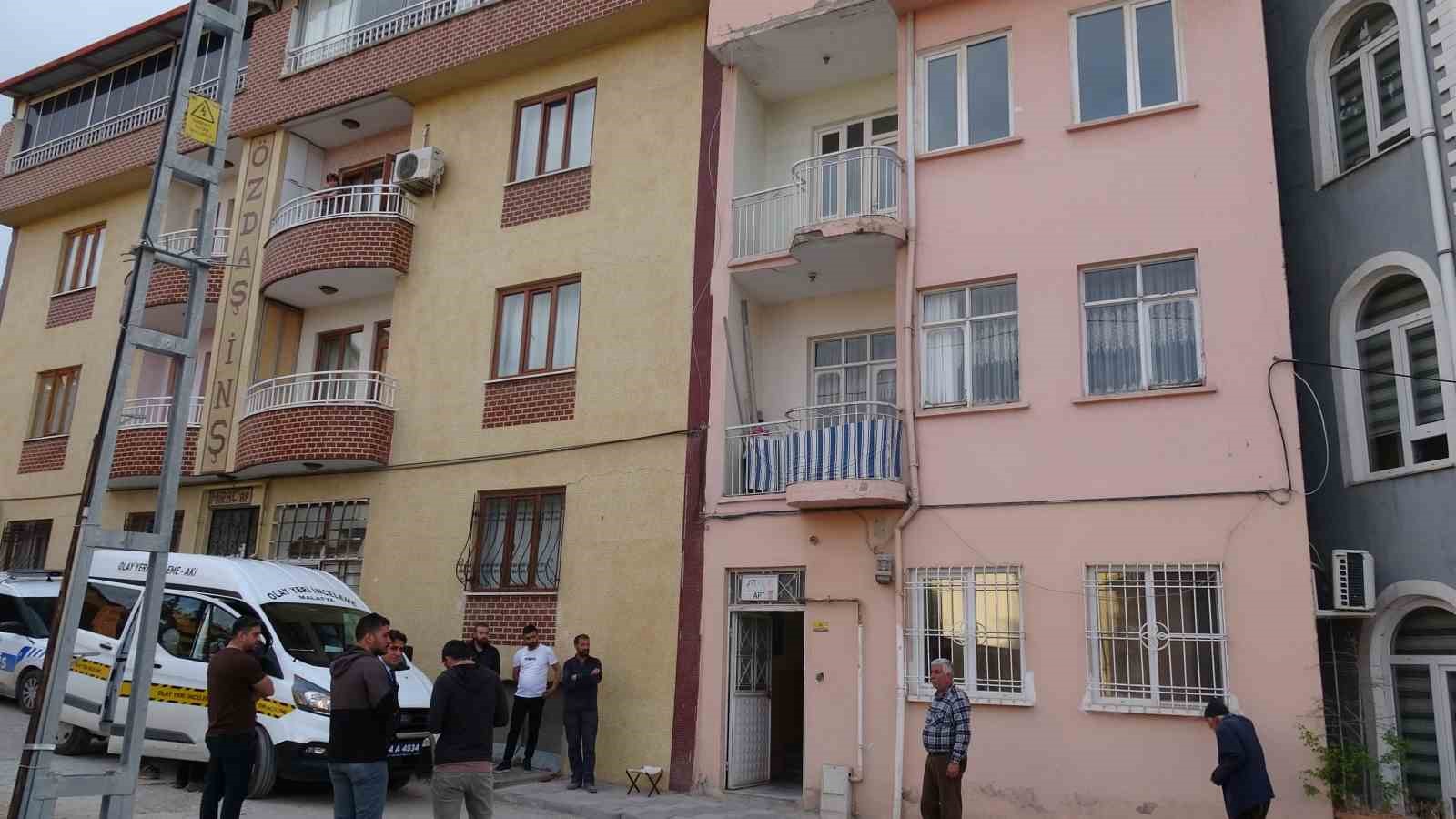 Malatya’da yaşlı adam evinde ölü bulundu 8 malatyada yasli adam evinde olu bulundu 4 RldOGYEq