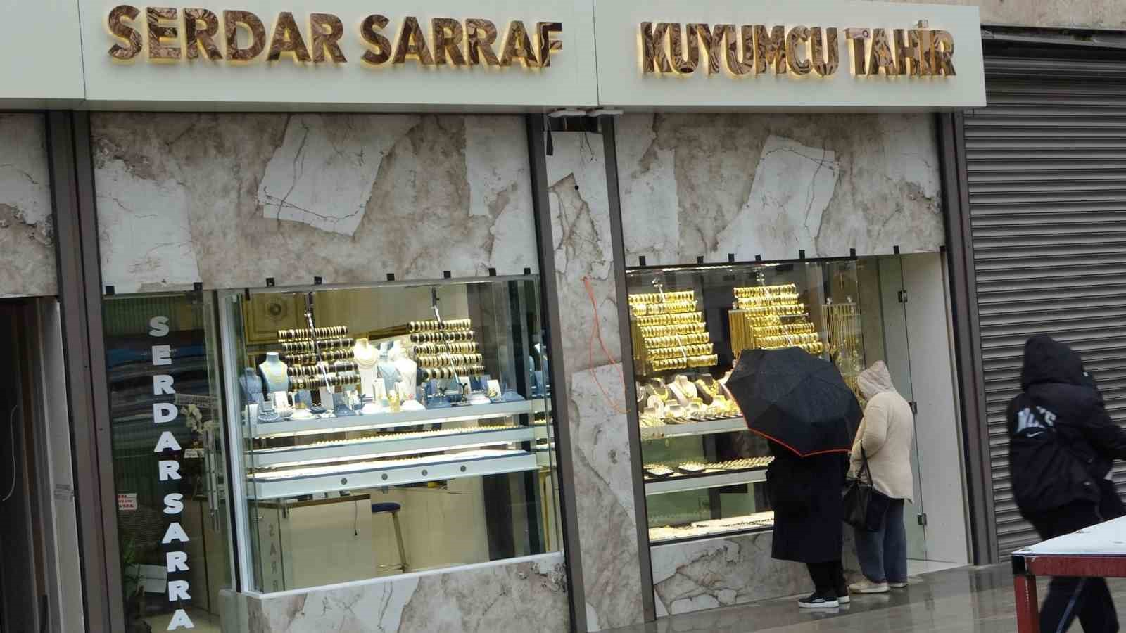 malatyada yeni carsida kepenkler aciliyor 2
