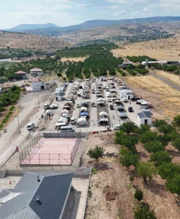 malatyada-zorlu-kayisi-mesaisine-modern-yasam-alani-JxdX42N3.jpg