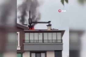 Arnavutköy Terkos’ta boşaltılan bungalov evler alev alev yandı 1 thumbnail