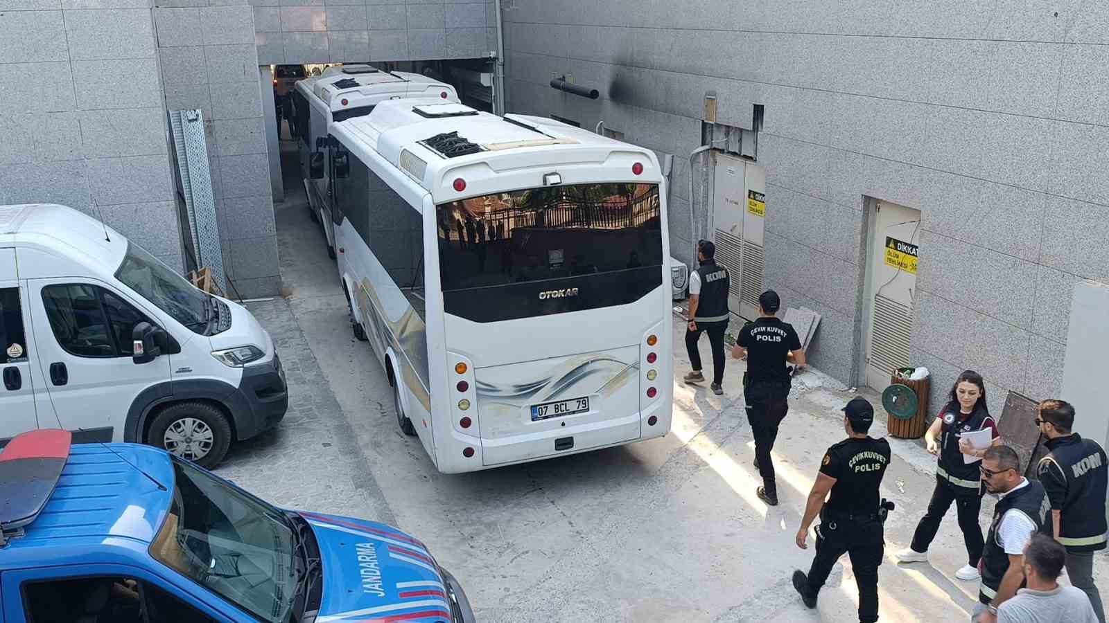 manavgat belediyesindeki yolsuzluk ve rusvet davasinda durusma basliyor 1 yvNa3VVA