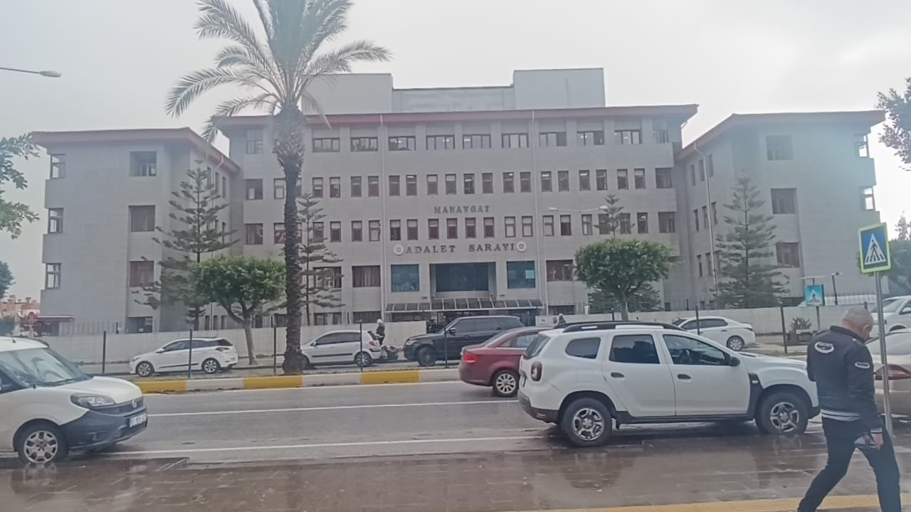 manavgat belediyesine yonelik rusvet davasinda saniklar dinlendi 1 2tj9eiIX
