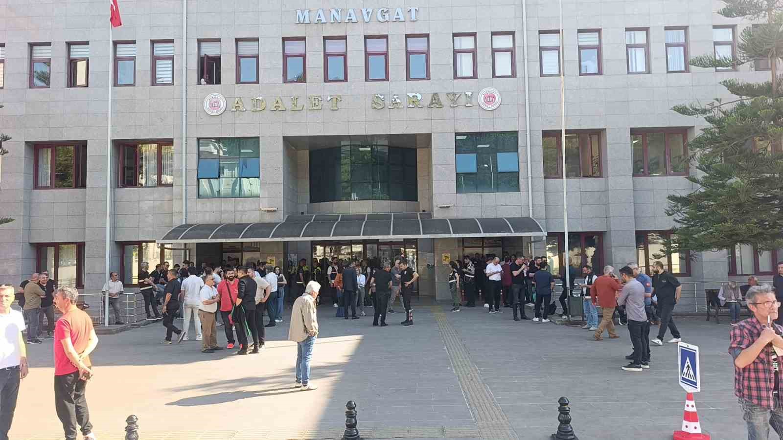 Manavgat Belediyesine yönelik yolsuzluk yolsuzluk davasında karar açıklandı 5 manavgat belediyesine yonelik yolsuzluk yolsuzluk davasinda karar aciklandi 1 8KCfMtXz