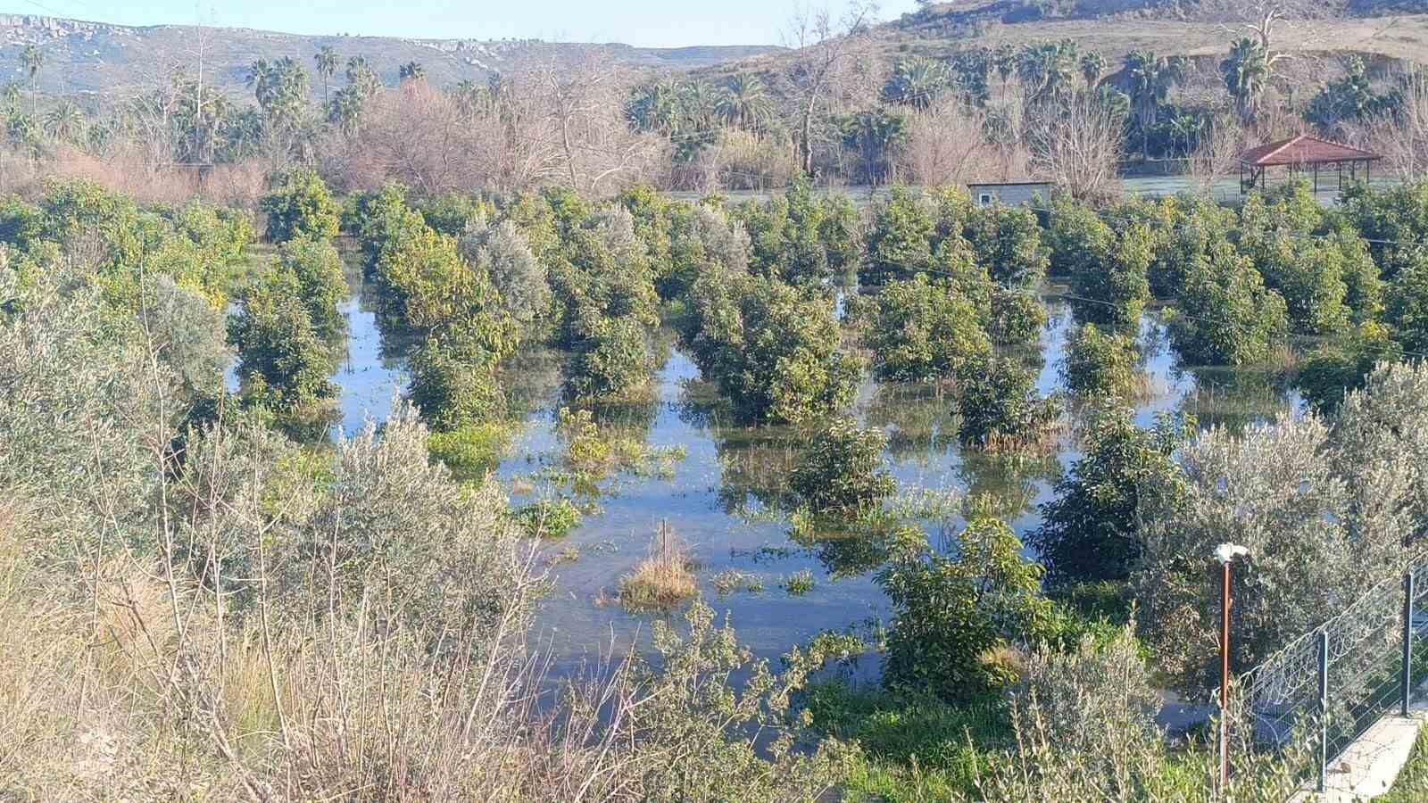 manavgat irmagi tasti antalya alanya otoban santiyesi sular altinda kaldi 4