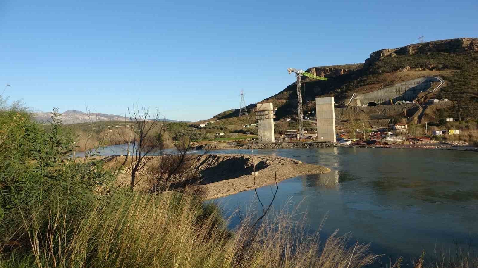 manavgat irmagi tasti kenarindaki isletmeler sular altinda kaldi 10 c5RfrRK3