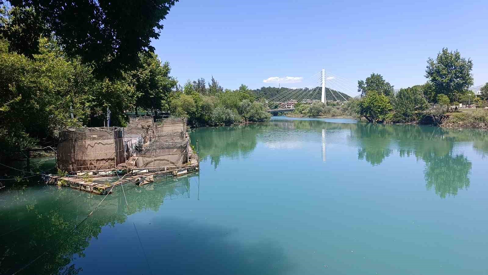 manavgat irmaginda kaynagi belirlenemeyen goruntu endiselendiriyor 5 qJz9Tywq