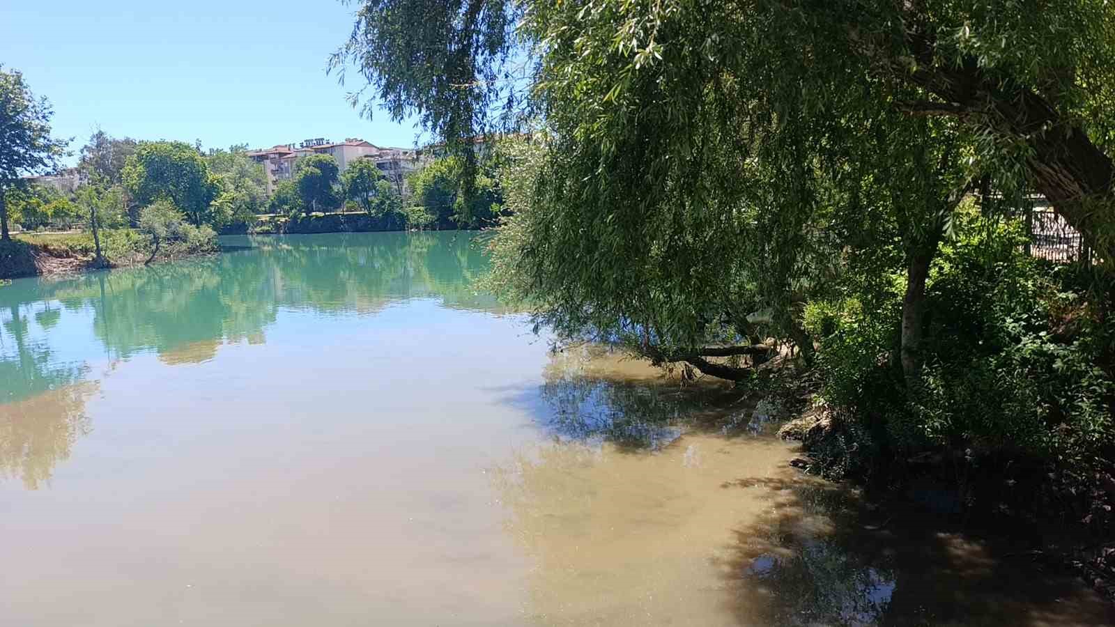 manavgat irmaginda kaynagi belirlenemeyen goruntu endiselendiriyor 8