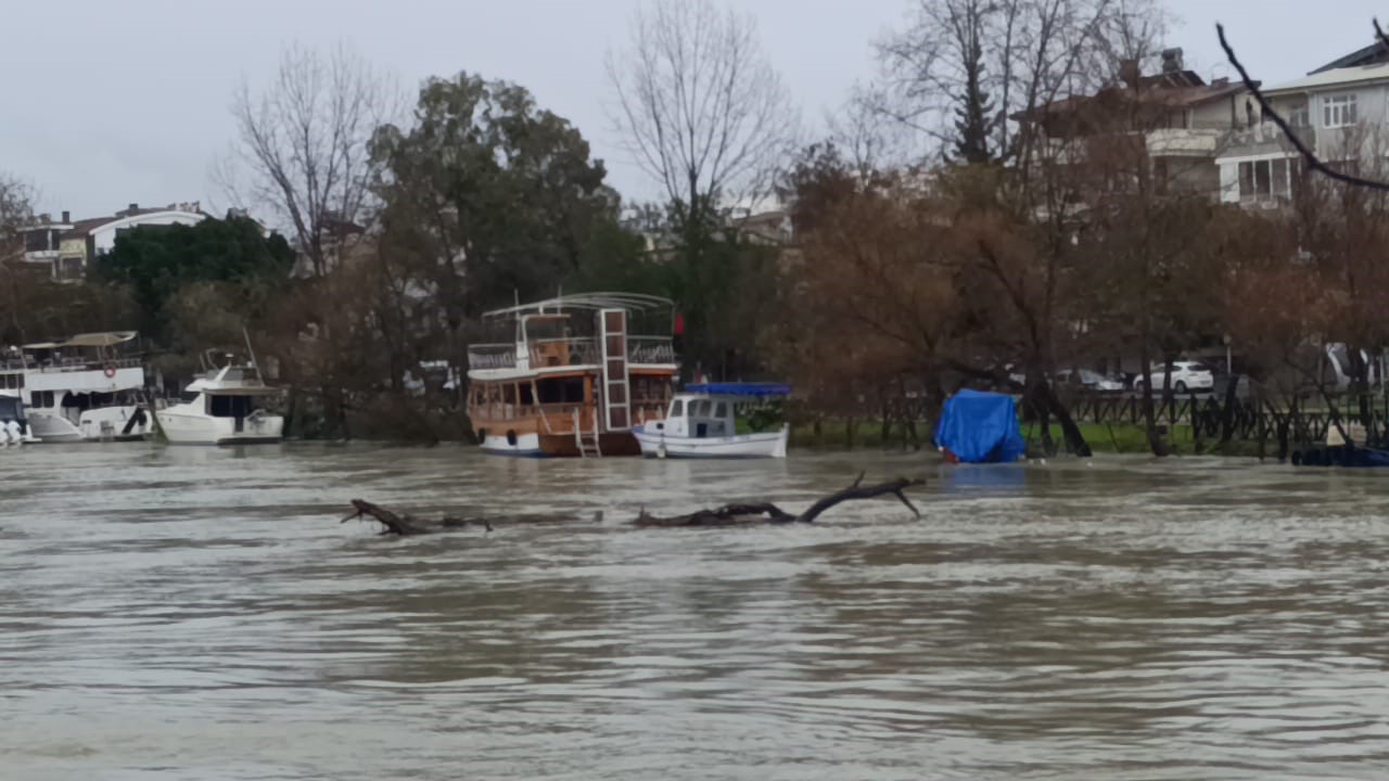 manavgat irmaginda yagmur alarmi 3 ZCya4zce