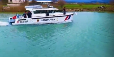 manavgatta-jandarmadan-deniz-ve-irmakta-bayram-mesaisi-P6utwmrr.jpg
