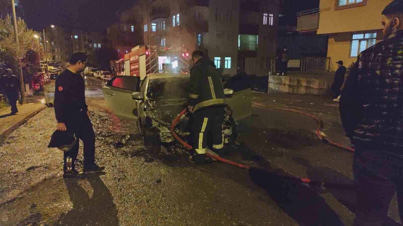 manavgatta seyir halindeki otomobil alev alev yandi 6 c5XzHh7d
