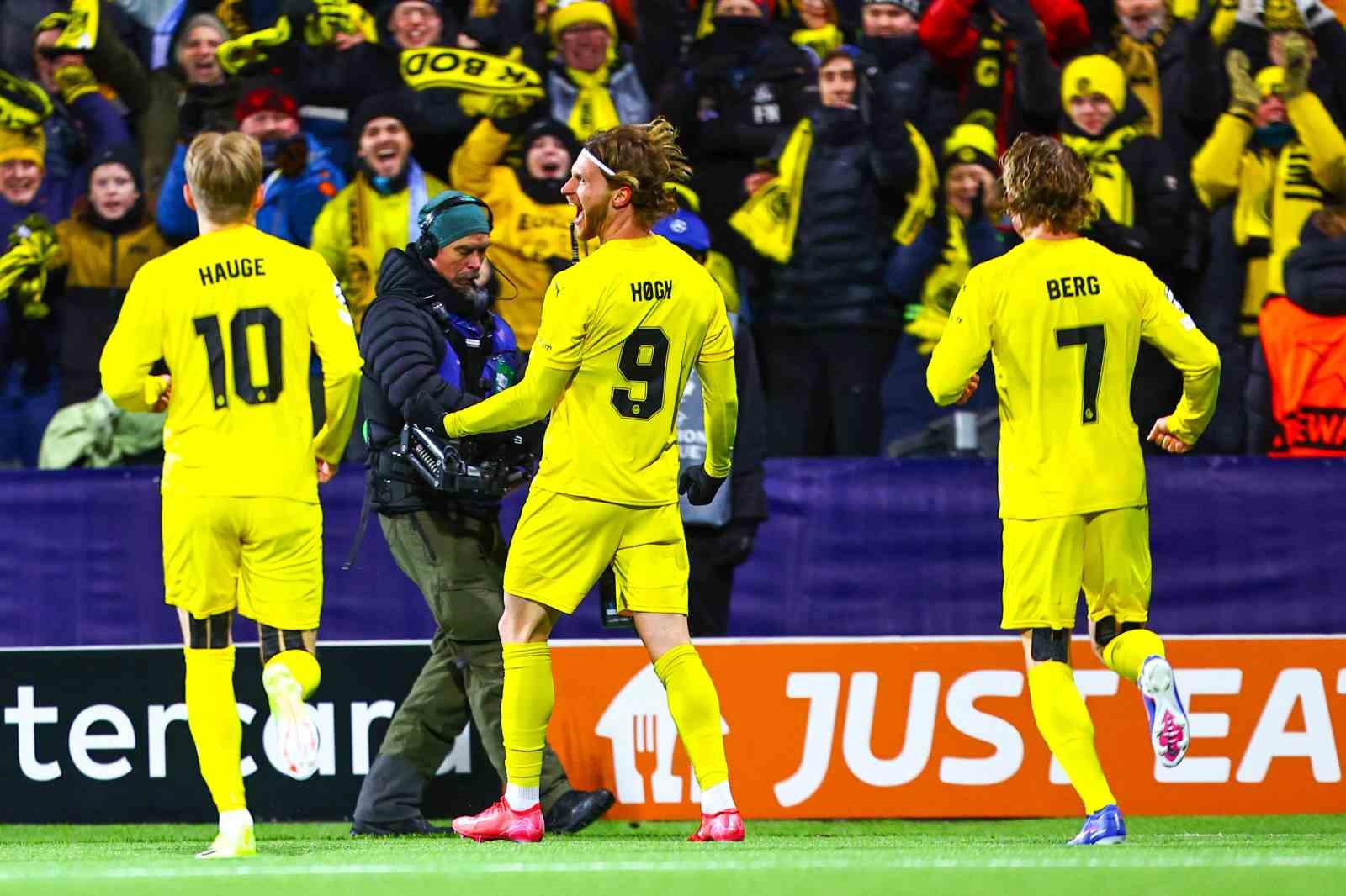 manchester city norvecte 3 golle maglup oldu 1 Q3ly4KbA