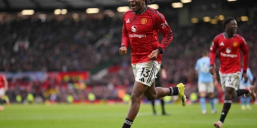 manchester-derbisinde-kazanan-kirmizilar-oldu-CqGmM1V8.jpg