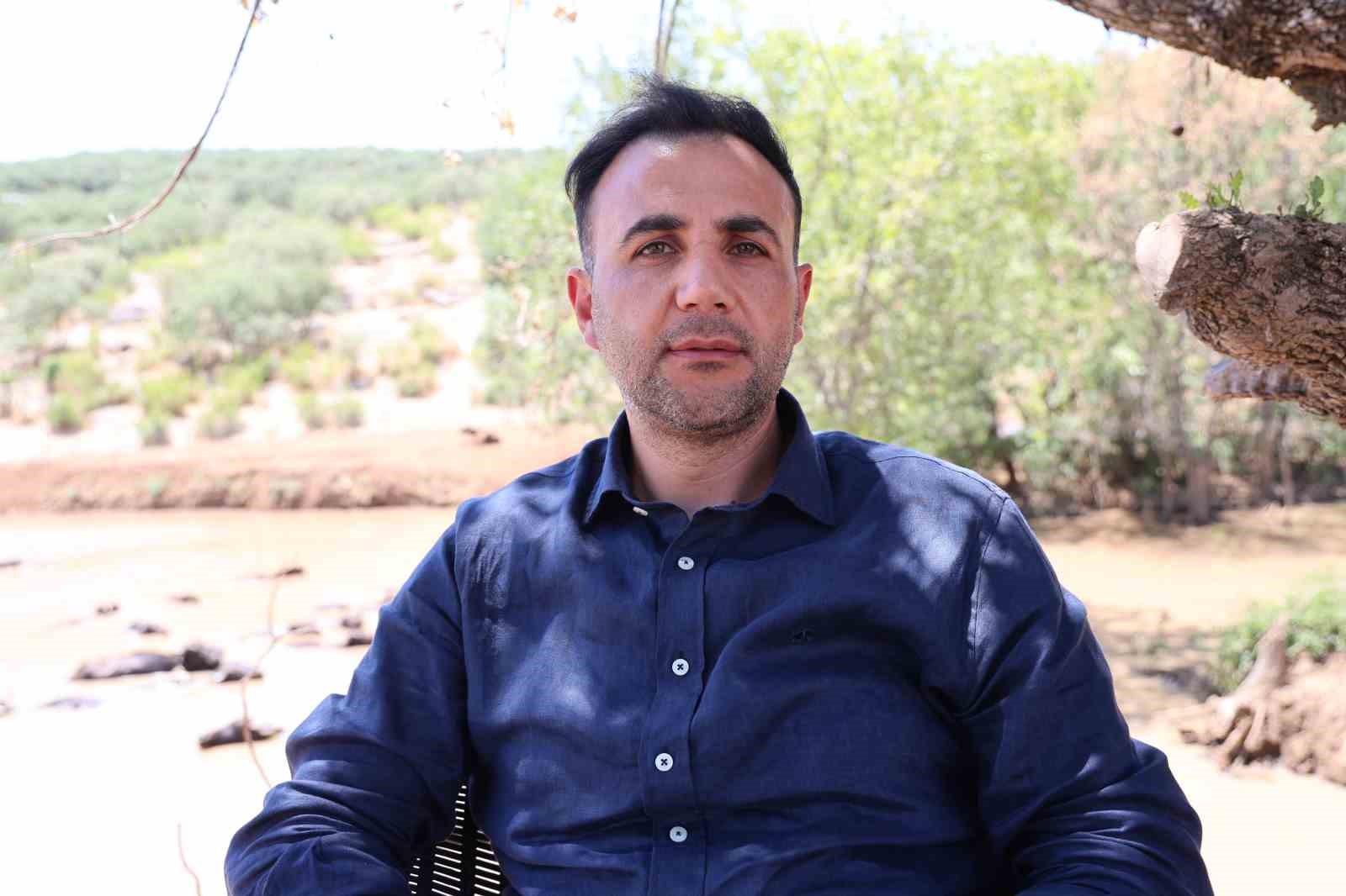 Mandalar kavurucu sıcaktan çamur ve su banyosuyla korunuyor 7 mandalar kavurucu sicaktan camur ve su banyosuyla korunuyor 3 TnaCjT5O