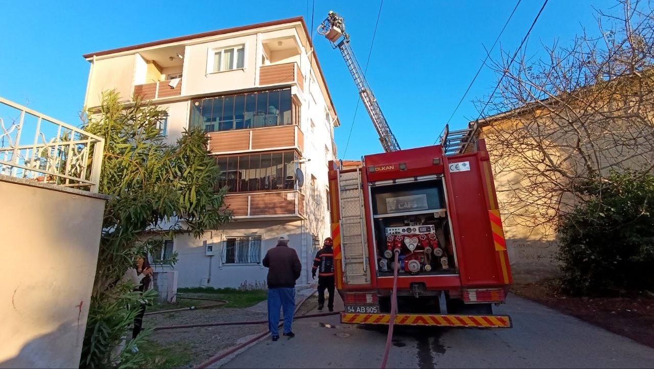 mangal yakmak isterken catiyi atese verdi 4 Ian1fm55
