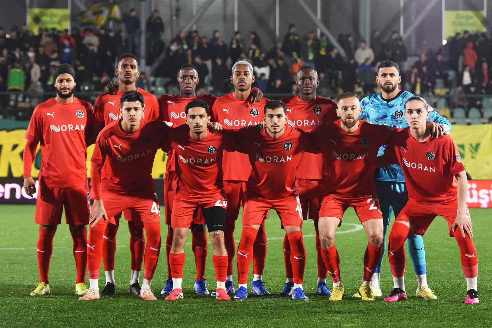 manisa fk bodrum deplasmaninda 3 puan pesinde 0 eMW9GT3l