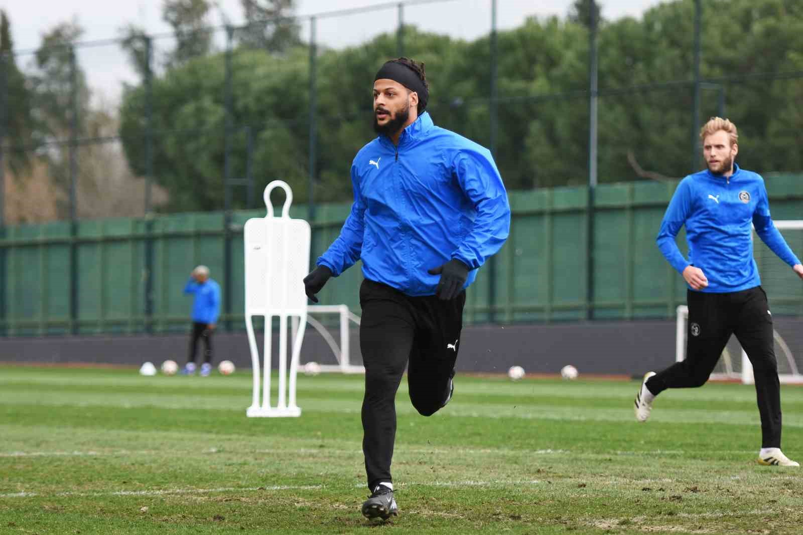 manisa fk boluspor maci hazirliklarini surdurdu 1 E9Cfsn75
