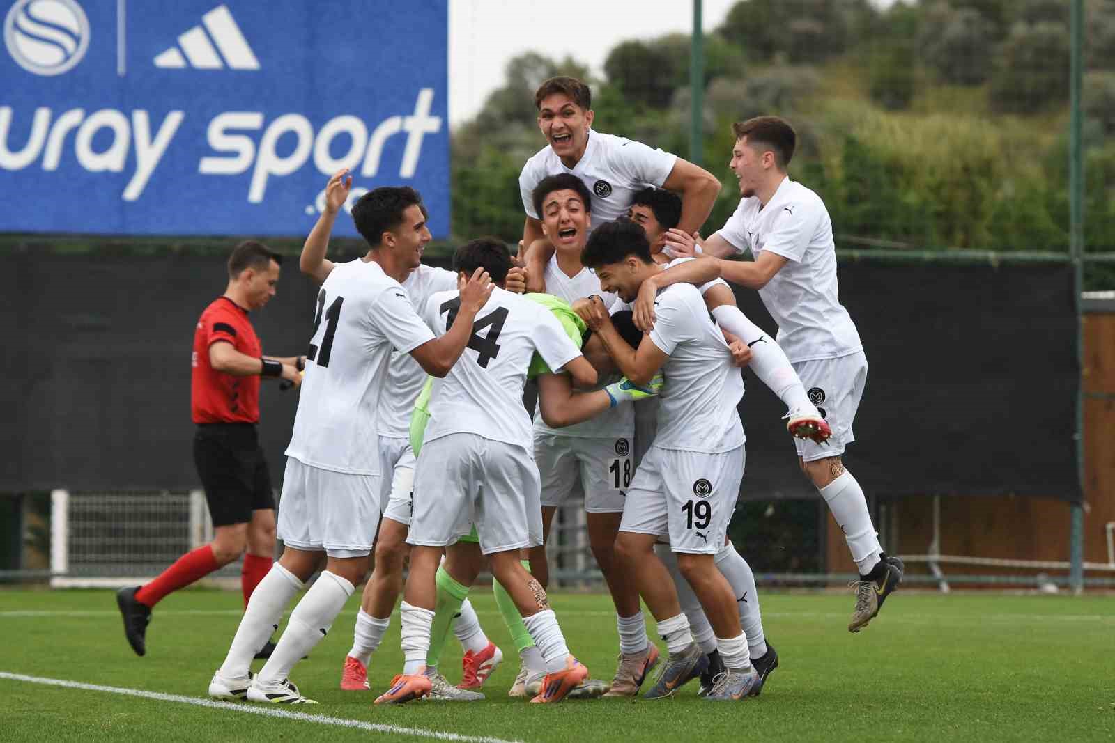 Manisa FK U19 Takımı, 177 takım arasında Türkiye şampiyonu oldu 11 manisa fk u19 takimi 177 takim arasinda turkiye sampiyonu oldu 7 Yt3SdKTi