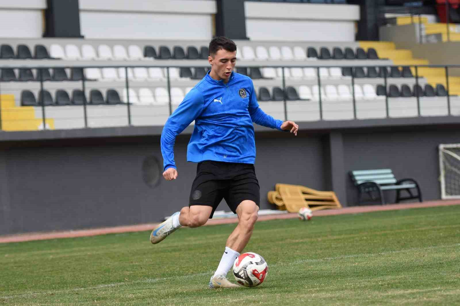 manisa fk umraniyespor macinin hazirliklarini surdurdu 2