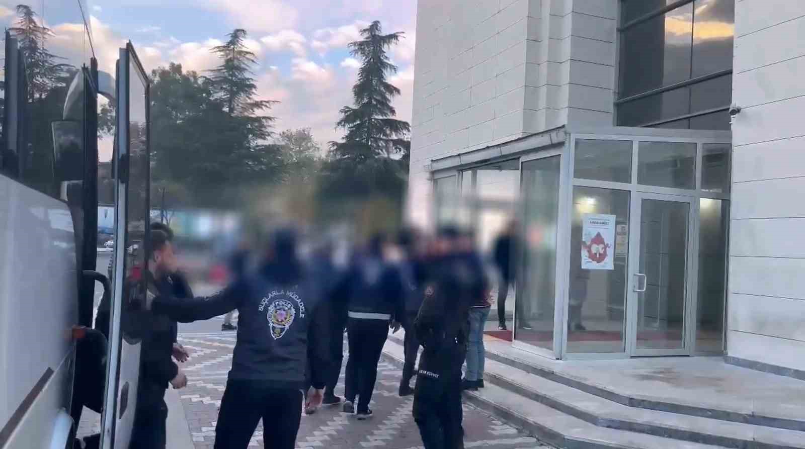 manisa merkezli 8 ilde yasa disi bahis operasyonunda 23 gozalti 0 AL63h4HX