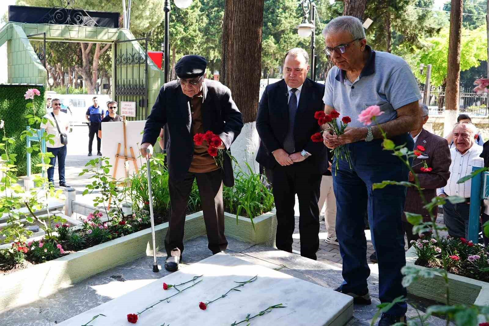 manisa tarzani ahmet bedevi dualarla anildi 4 NsED5a7e