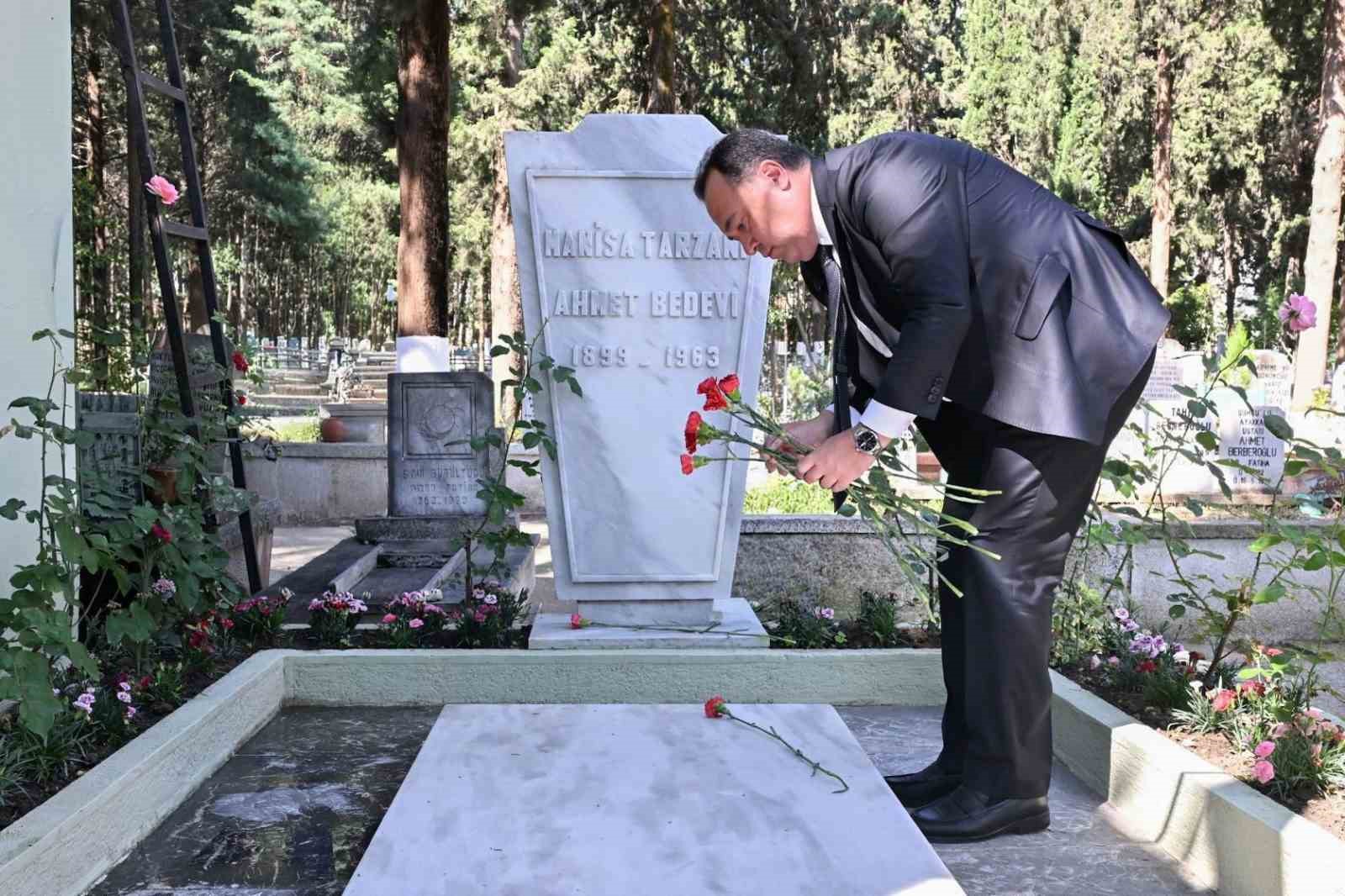 manisa tarzani ahmet bedevi dualarla anildi 5 HnXysfab