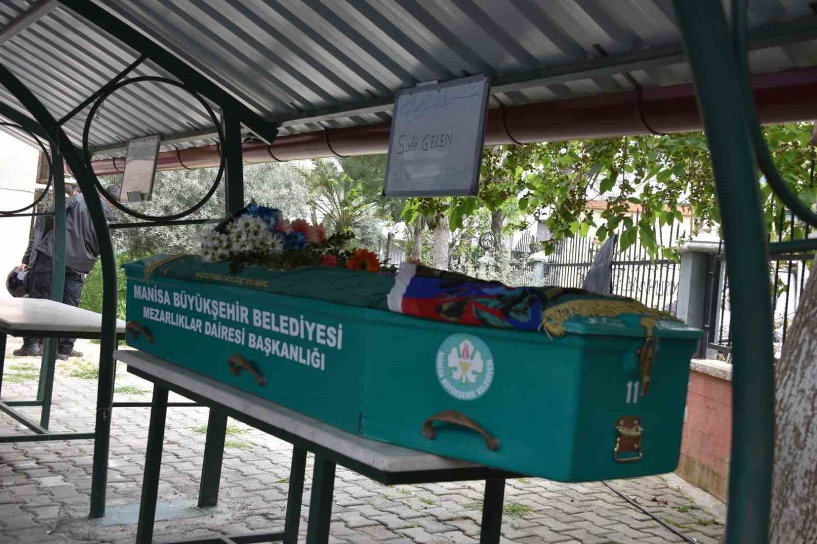 manisada 17 yasindaki sude gelen son yolculuguna ugurlandi 1 SiR8DVpP