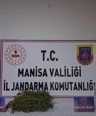 manisada-320-gram-esrar-ve-10-litre-kacak-alkol-ele-gecirildi-JWsRimG3.jpg