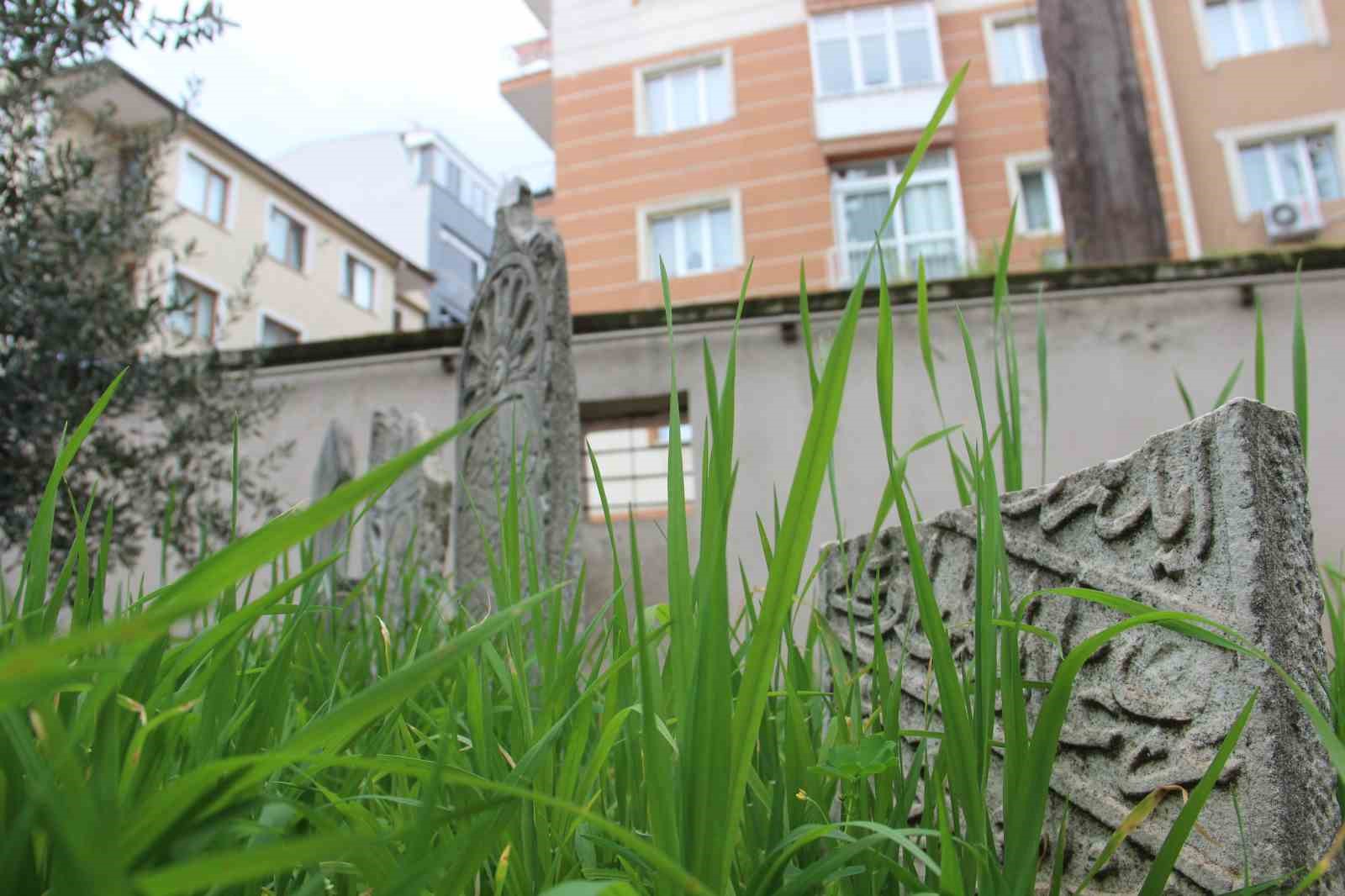 manisada 500 yillik hazireye saygisizlik 9 TAQrm1PK