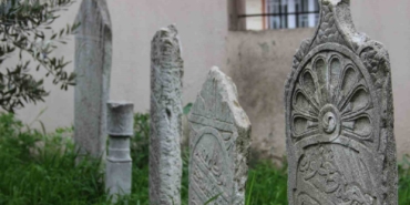 manisada-500-yillik-hazireye-saygisizlik-BN7mnN5V.jpg