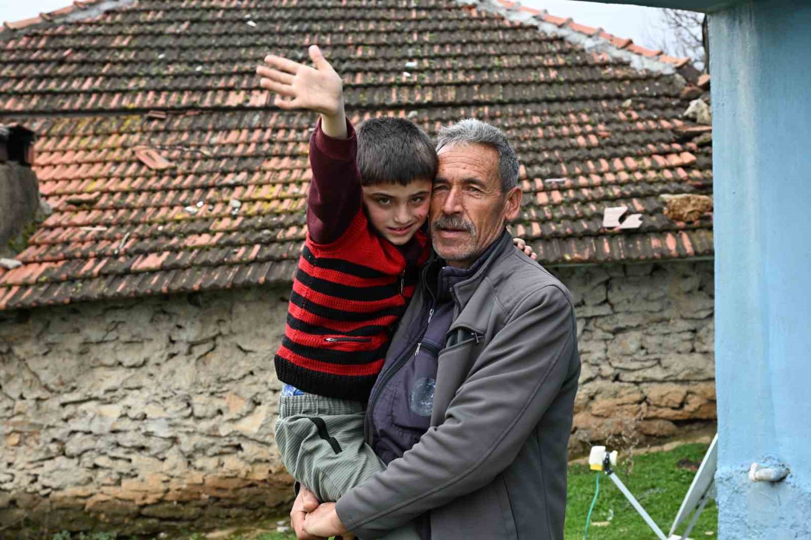 manisada 600 aile takip bilekligiyle rahat nefes aldi 0 Ok2jnfNG