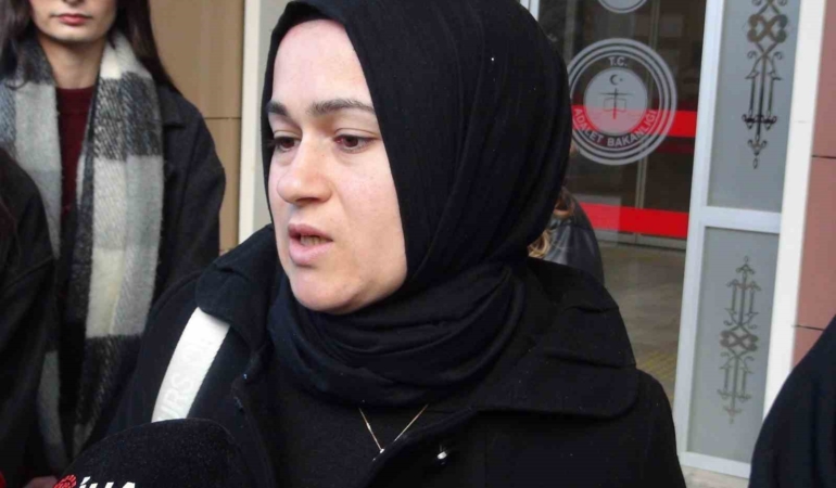 manisada-bosanma-asamasindaki-esi-tarafindan-defalarca-bicaklanan-kadin-dehset-anlarini-anlatti-LY6XXl92.jpg
