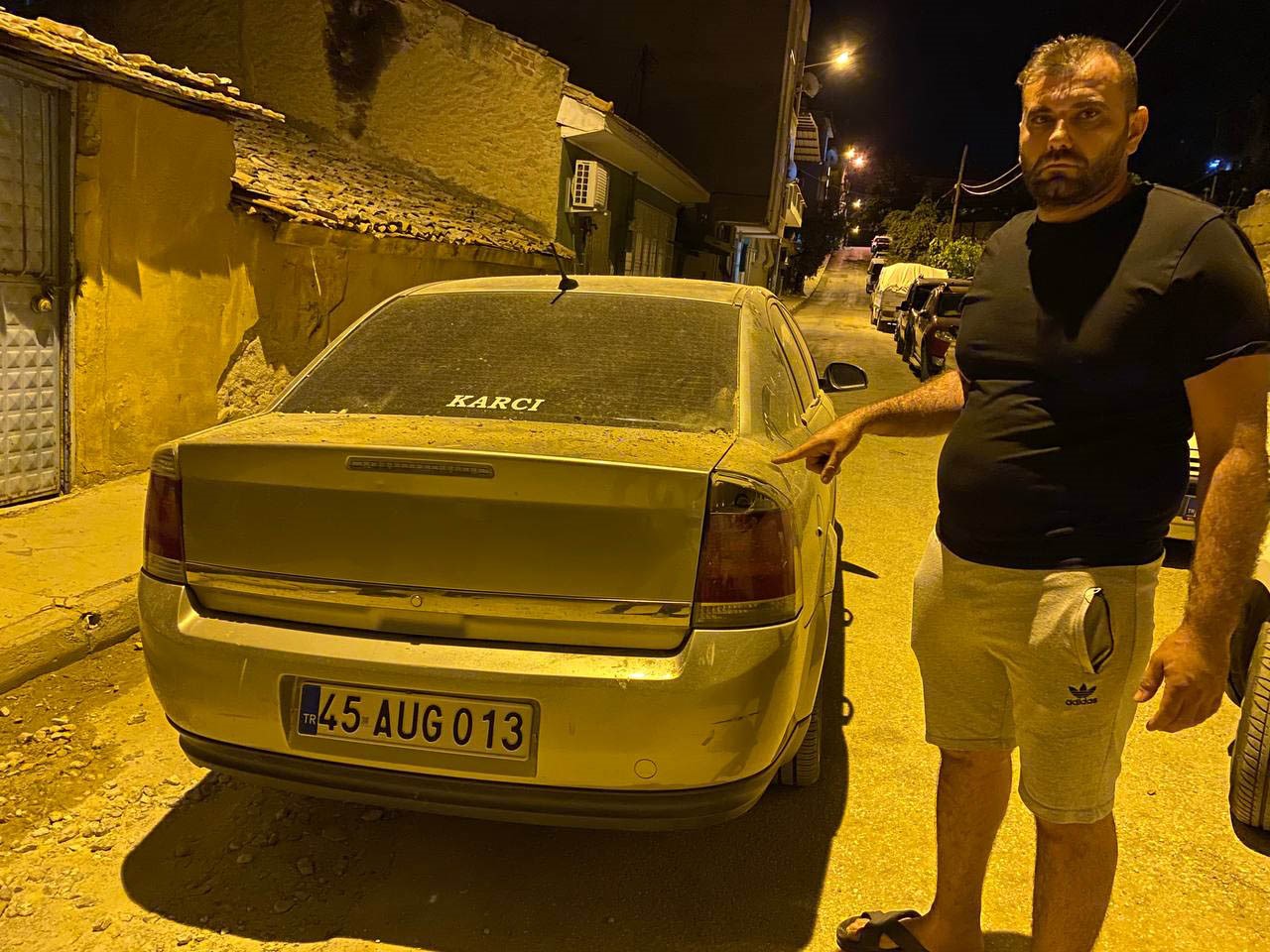 manisada catisi ve duvarlari coken tarihi bina kokuttu 4 cvgPUidV